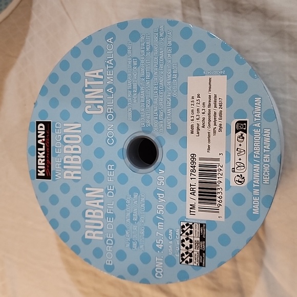 NEW 3 Rolls Holiday Kirkland Wire-edged Ribbon, 150 yards total - Picture 4 of 6